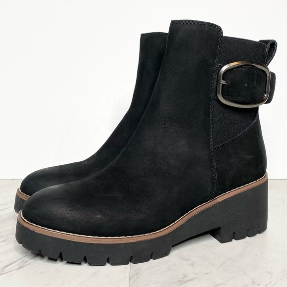 Blondo Dagger Black Nubuck Bootie 8M - Picture 1 of 13